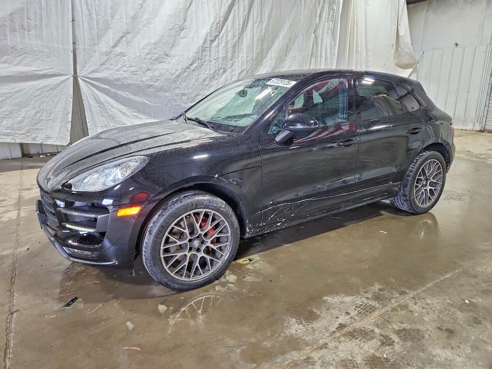 67329126 :رقم المزاد ، WP1AF2A59HLB61626 vin ، 2017 Porsche Macan مزاد بيع