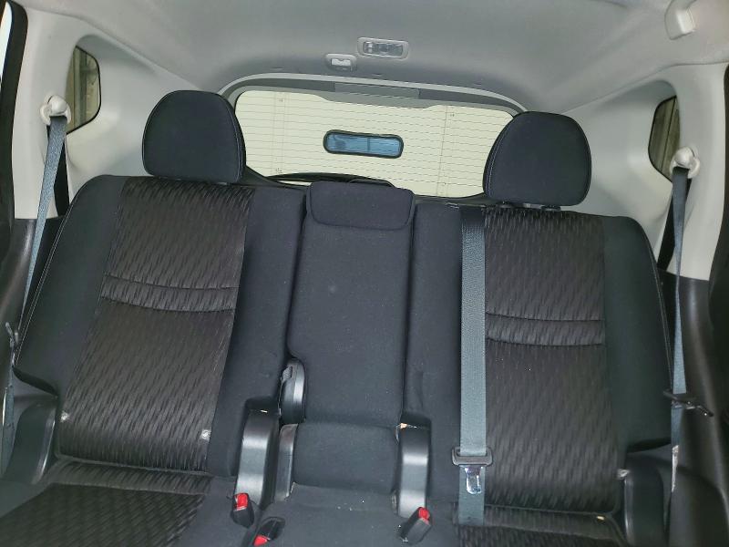 70673026 :رقم المزاد ، 5N1AT2MV7HC896512 vin ، 2017 Nissan Rogue مزاد بيع