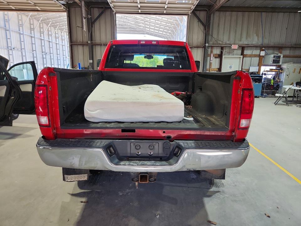 70117366 :رقم المزاد ، 3C6UR5DL1JG415082 vin ، 2018 Ram 2500 مزاد بيع