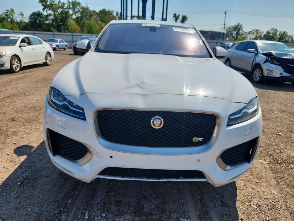 2019 Jaguar F-pace მანქანა იყიდება აუქციონზე, vin: SADCM2FV8KA390265, აუქციონის ნომერი: 67122066