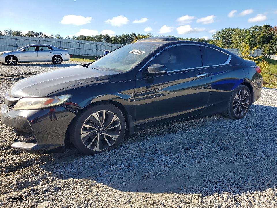 Продаж на аукціоні авто 2017 Honda Accord, vin: 1HGCT1B8XHA008806, номер лоту: 69746306