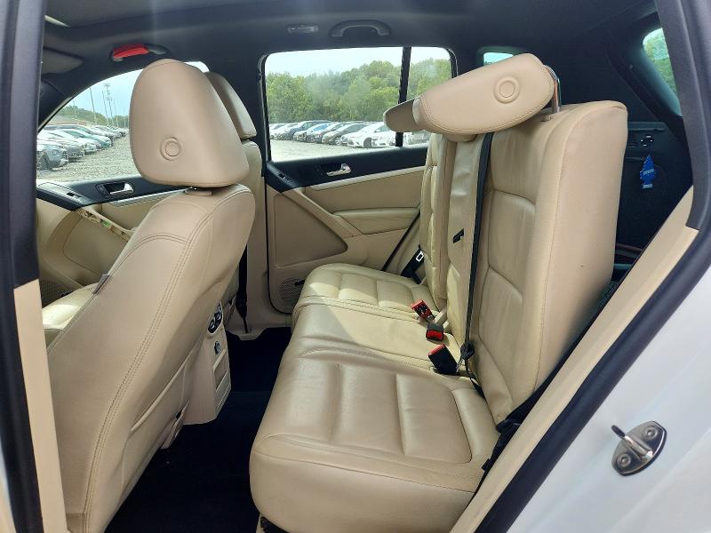 2015 Volkswagen Tiguan მანქანა იყიდება აუქციონზე, vin: WVGBV7AX9FW082262, აუქციონის ნომერი: 69449816