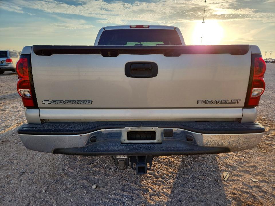 Продаж на аукціоні авто 2004 Chevrolet Silverado, vin: 2GCEC19T641215747, номер лоту: 69675336