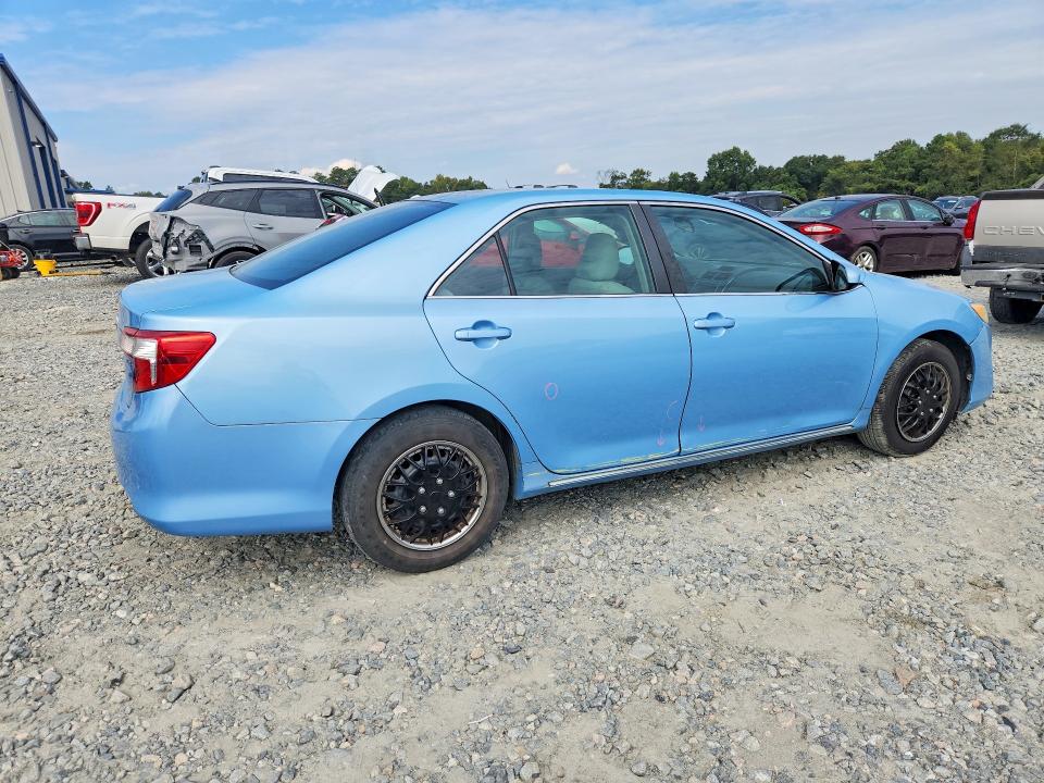 69403086 :رقم المزاد ، 4T4BF1FK4CR209293 vin ، 2012 Toyota Camry مزاد بيع