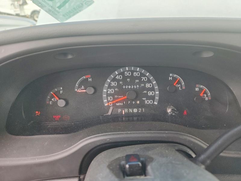 70491386 :رقم المزاد ، 1FDXE45S03HA68625 vin ، 2003 Ford Econoline مزاد بيع