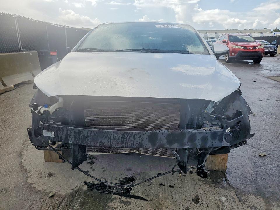 69547356 :رقم المزاد ، 5NPD84LF5JH284232 vin ، 2018 Hyundai Elantra مزاد بيع
