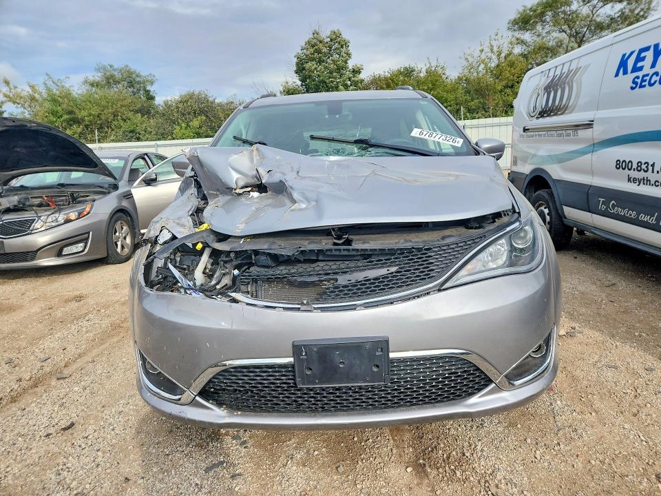 Продаж на аукціоні авто 2018 Chrysler Pacifica, vin: 2C4RC1BG3JR277439, номер лоту: 67877326