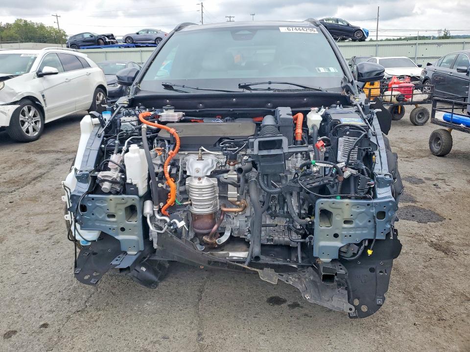 67444296 :رقم المزاد ، 2HKRS6H90RH811403 vin ، 2024 Honda Cr-v مزاد بيع