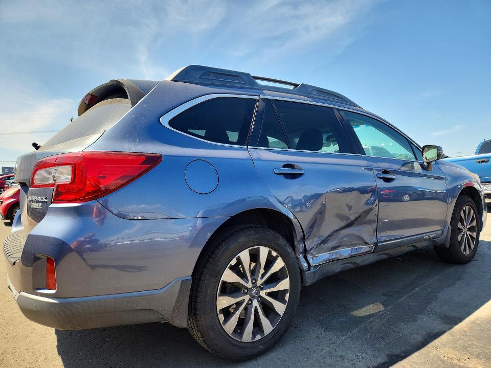 Auction sale of the 2015 Subaru Outback, vin: 4S4BSAJC9F3240989, lot number: 70320476