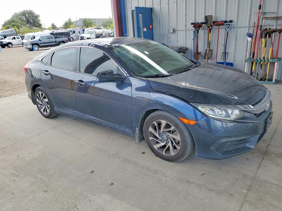 68707676 :رقم المزاد ، 19XFC2F7XGE097985 vin ، 2016 Honda Civic مزاد بيع