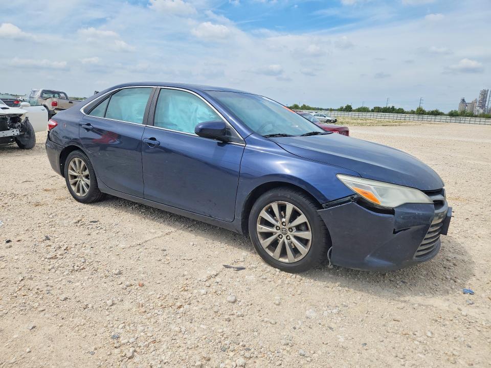 2015 Toyota Camry მანქანა იყიდება აუქციონზე, vin: 4T1BK1FK9FU564891, აუქციონის ნომერი: 70213906