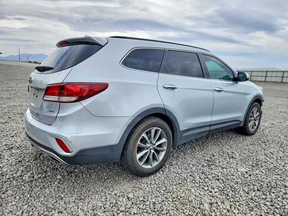 2017 Hyundai Santa Fe მანქანა იყიდება აუქციონზე, vin: KM8SMDHF9HU222100, აუქციონის ნომერი: 67335936