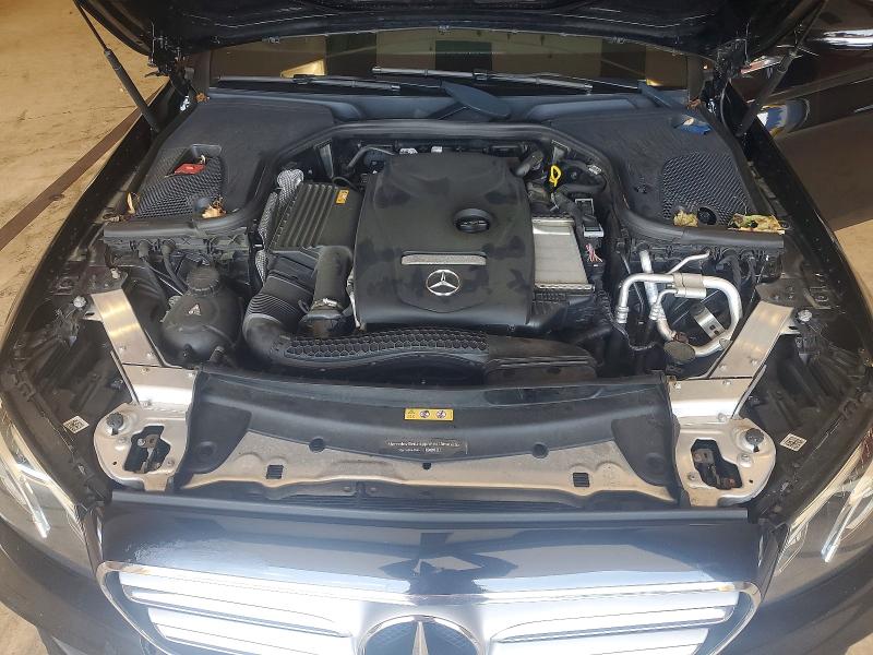 69104666 :رقم المزاد ، WDDZF4KB7JA369709 vin ، 2018 Mercedes-benz E مزاد بيع