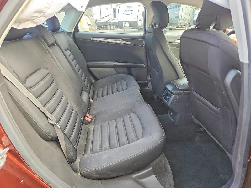 Auction sale of the 2015 Ford Fusion, vin: 3FA6P0LUXFR160406, lot number: 70924256