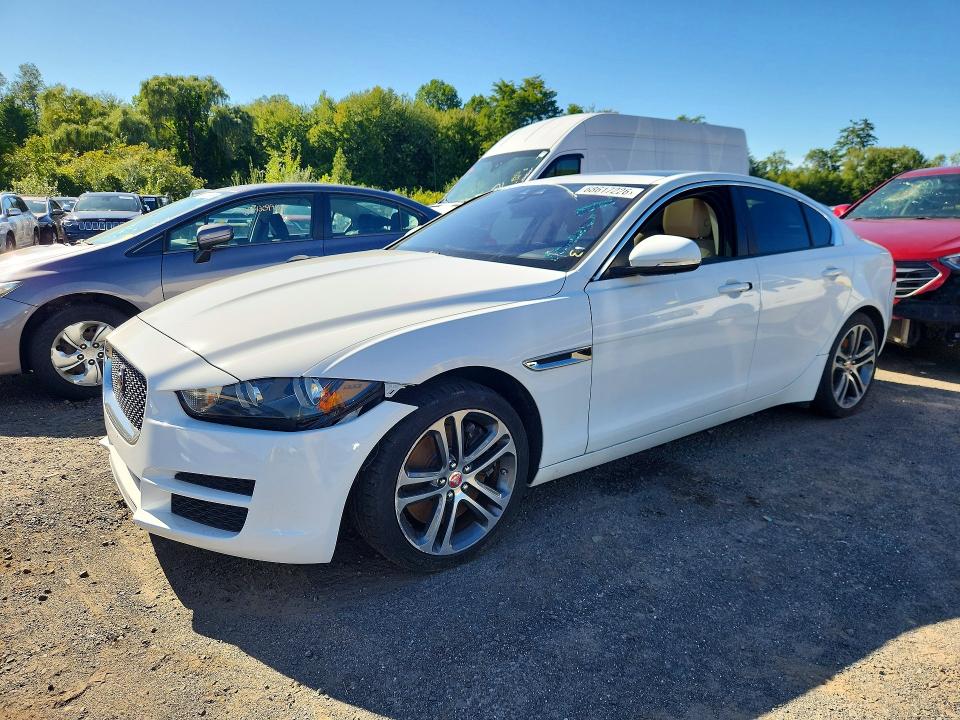 68617226 :رقم المزاد ، SAJAJ4BVXHA958474         vin ، 2017 Jaguar Xe مزاد بيع