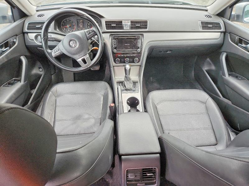 67072806 :رقم المزاد ، 1VWBP7A3XEC007837 vin ، 2014 Volkswagen Passat مزاد بيع