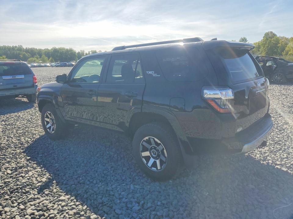 69079796 :رقم المزاد ، JTERU5JR5R6290263         vin ، 2024 Toyota 4runner مزاد بيع
