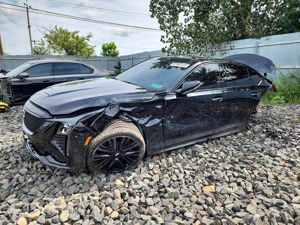 2026 Cadillac Ct5-v მანქანა იყიდება აუქციონზე, vin: 1G6DV5RW7T0112602, აუქციონის ნომერი: 67085156