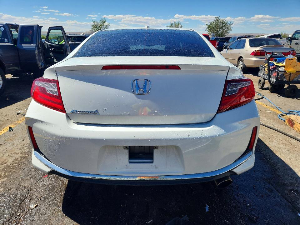 68798116 :رقم المزاد ، 1HGCT1B8XGA005340 vin ، 2016 Honda Accord مزاد بيع