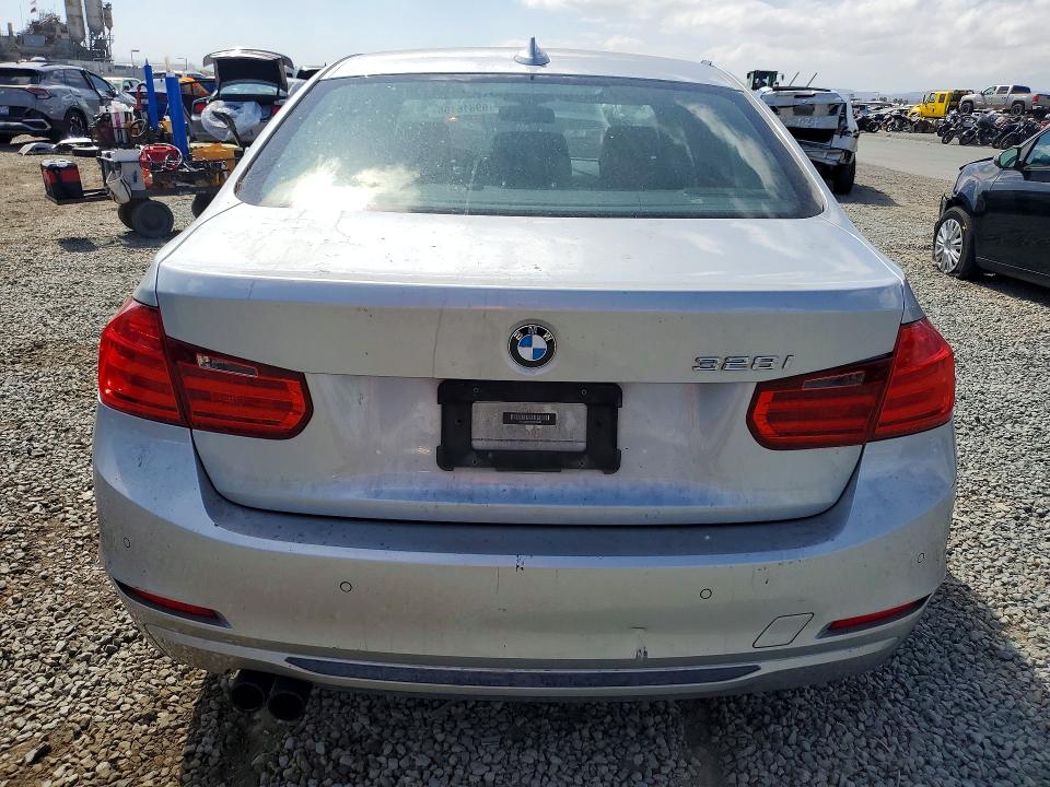69816166 :رقم المزاد ، WBA3A5C55CF259354 vin ، 2012 Bmw 328 مزاد بيع