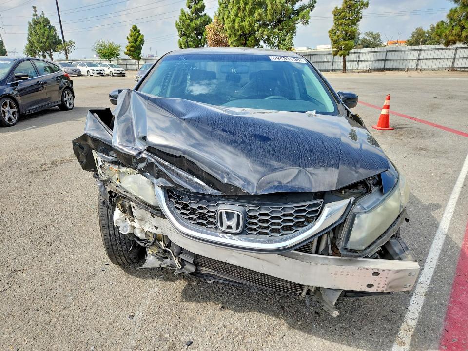 69439556 :رقم المزاد ، 2HGFB2F52FH537753 vin ، 2015 Honda Civic مزاد بيع