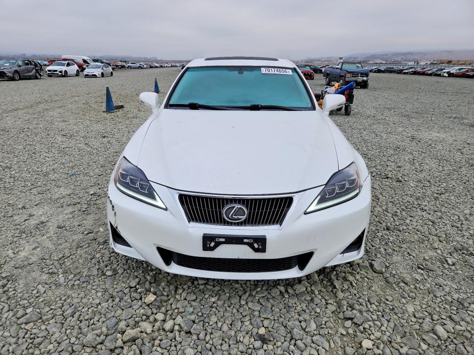 2013 Lexus Is მანქანა იყიდება აუქციონზე, vin: JTHBF5C25D5185249, აუქციონის ნომერი: 70174656