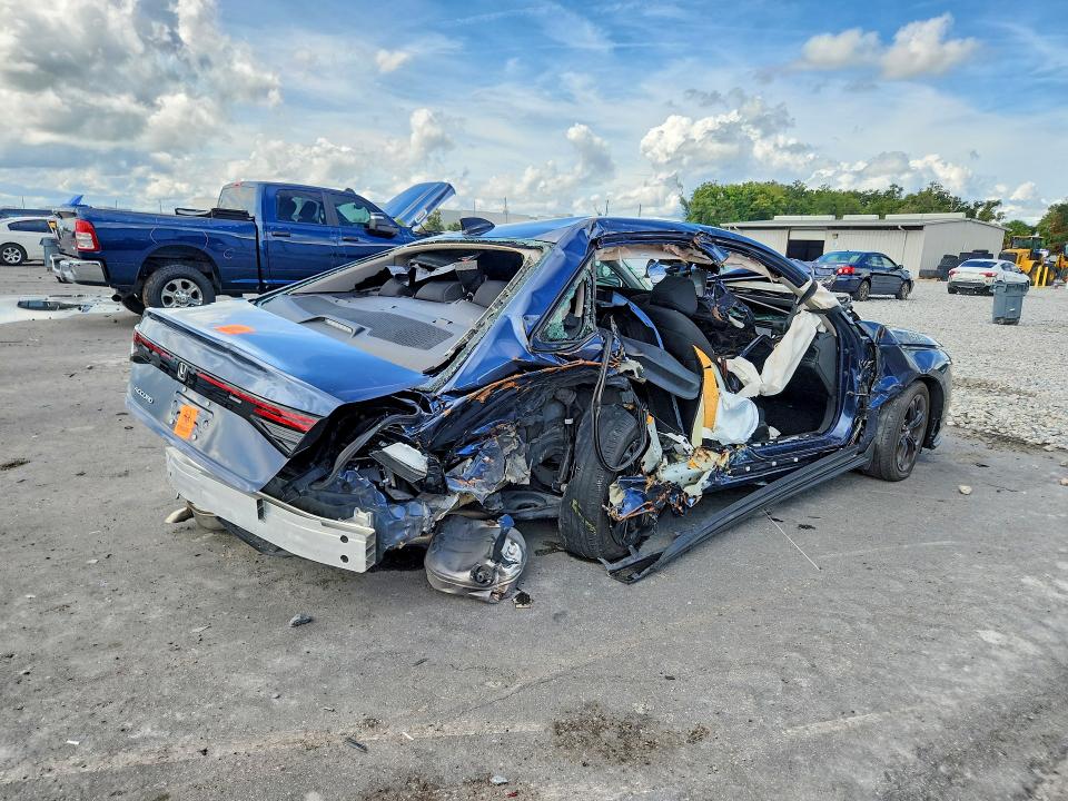 67860916 :رقم المزاد ، 1HGCY1F42SA041492 vin ، 2025 Honda Accord مزاد بيع