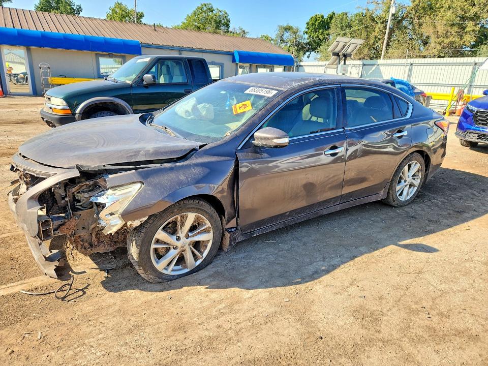 Продажа на аукционе авто 2015 Nissan Altima, vin: 1N4AL3AP0FN347077, номер лота: 68305196