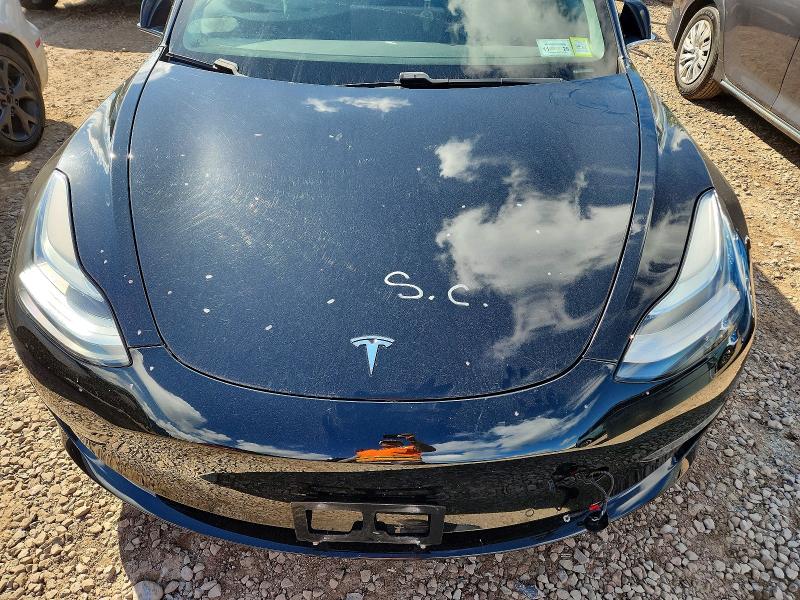 69310066 :رقم المزاد ، 5YJ3E1EB4KF451449 vin ، 2019 Tesla Model 3 مزاد بيع