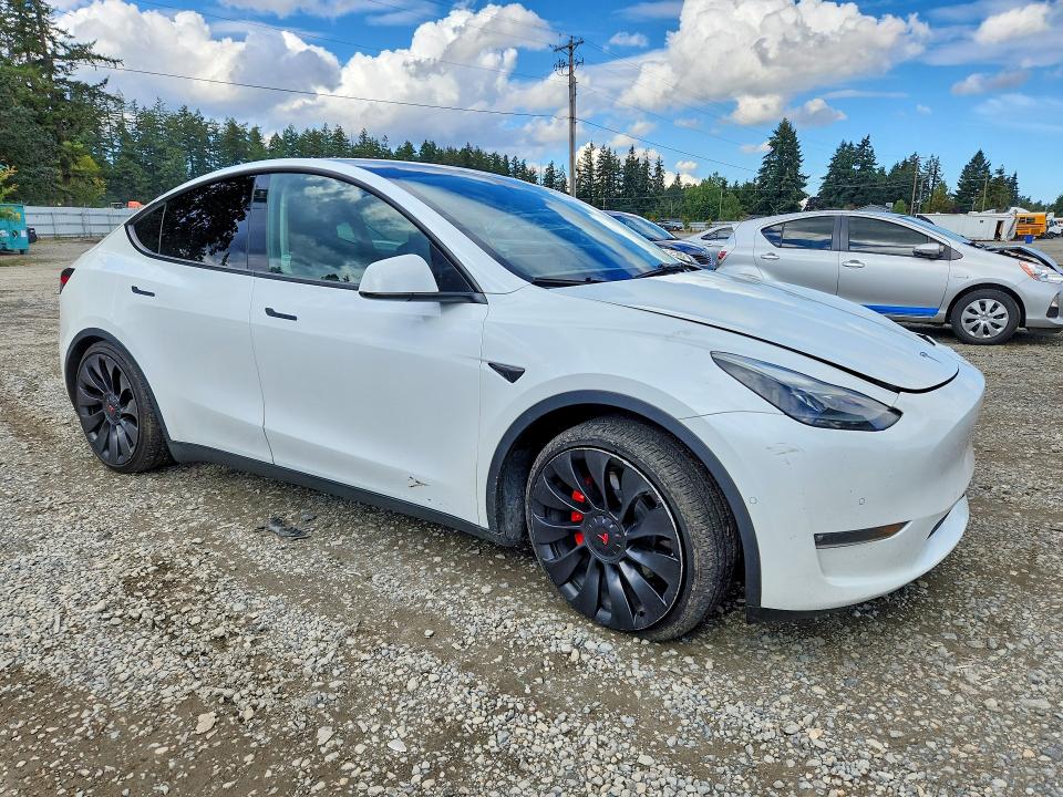 Продаж на аукціоні авто 2022 Tesla Model Y, vin: 7SAYGDEF2NF552825, номер лоту: 67542756