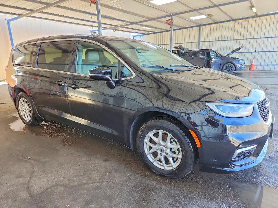Продаж на аукціоні авто 2025 Chrysler Pacifica, vin: 2C4RC1BG3SR503142, номер лоту: 69891856