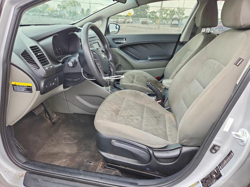 68490616 :رقم المزاد ، KNAFK4A61F5370140 vin ، 2015 Kia Forte مزاد بيع