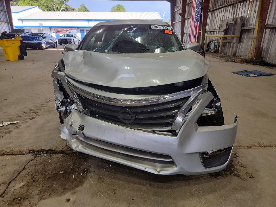 Продаж на аукціоні авто 2015 Nissan Altima, vin: 1N4AL3AP2FC195198, номер лоту: 70205936