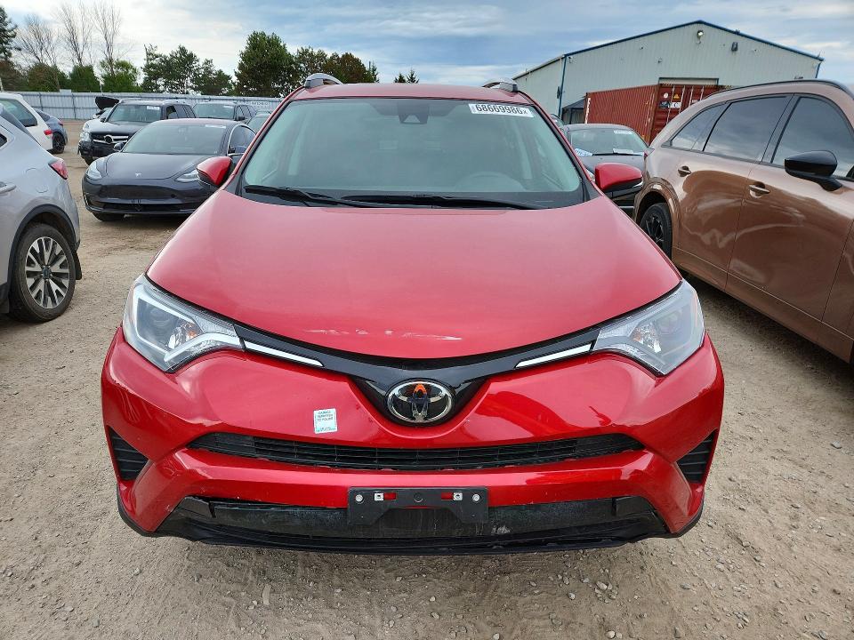 68669986 :رقم المزاد ، 2T3BFREV0HW606745 vin ، 2017 Toyota Rav4 مزاد بيع