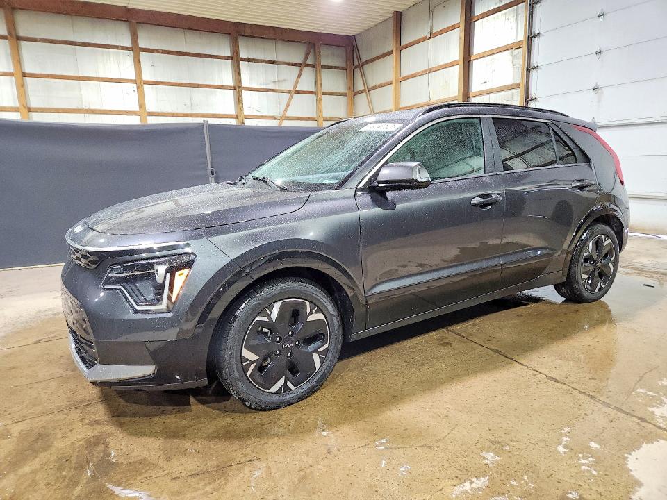 69921686 :رقم المزاد ، KNDCR3L13R5122067 vin ، 2024 Kia Niro مزاد بيع