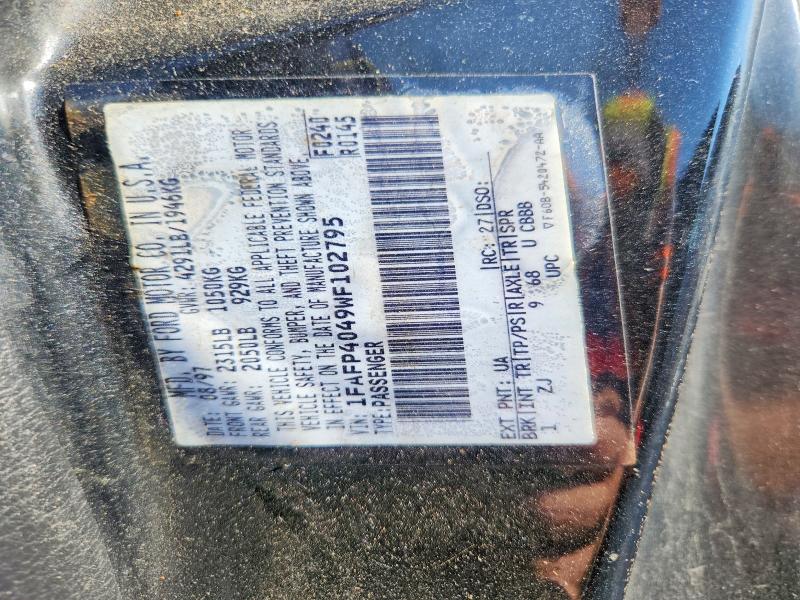 69147216 :رقم المزاد ، 1FAFP4049WF102795 vin ، 1998 Ford Mustang مزاد بيع