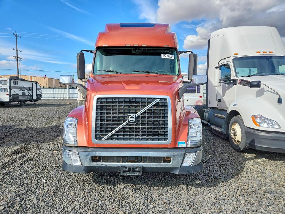 Aukcja sprzedaży 2016 Volvo Vn, vin: 4V4NC9EG9GN931590, numer aukcji: 68210656