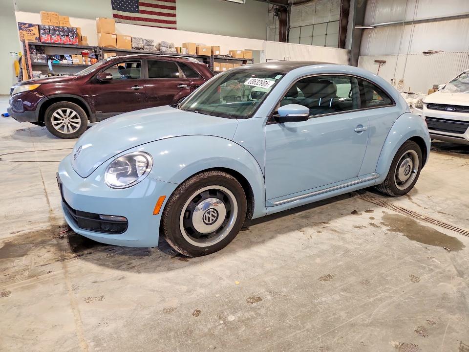 2012 Volkswagen Beetle მანქანა იყიდება აუქციონზე, vin: 3VWJX7AT3CM655365        , აუქციონის ნომერი: 68632906