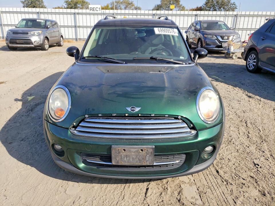 Продажа на аукционе авто 2011 Mini Cooper, vin: WMWZF3C54BTX82199, номер лота: 69909576