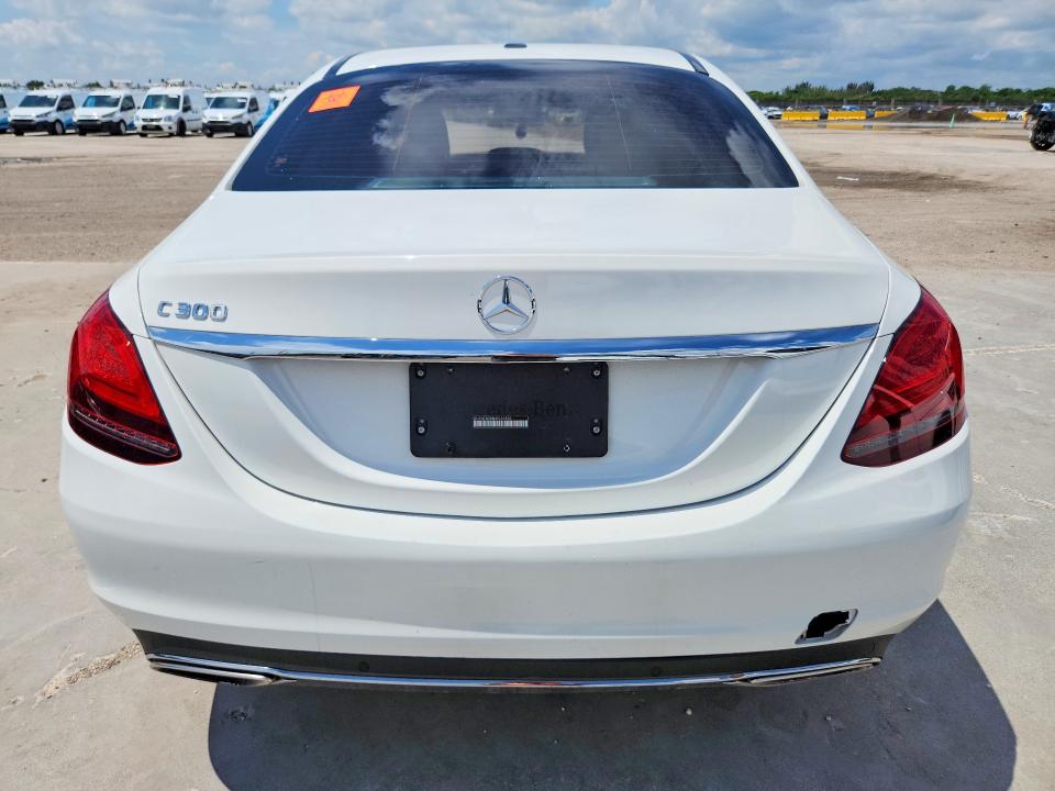 2021 Mercedes-benz C მანქანა იყიდება აუქციონზე, vin: W1KWF8DB8MR652830, აუქციონის ნომერი: 67490356
