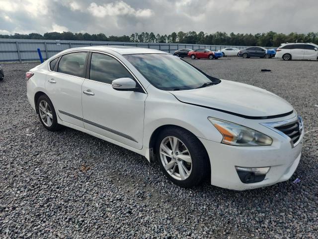 2015 Nissan Altima მანქანა იყიდება აუქციონზე, vin: 1N4AL3AP0FN337200, აუქციონის ნომერი: 67161116