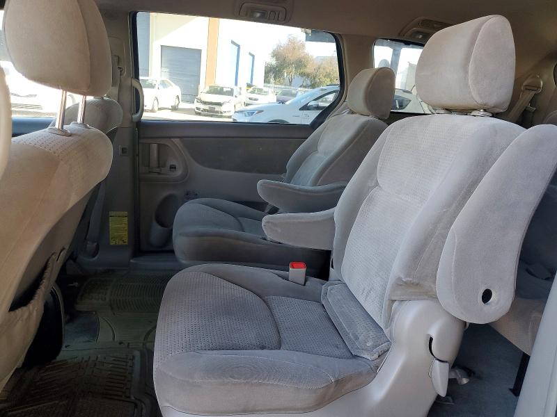 68806146 :رقم المزاد ، 5TDZK23C87S078651 vin ، 2007 Toyota Sienna مزاد بيع