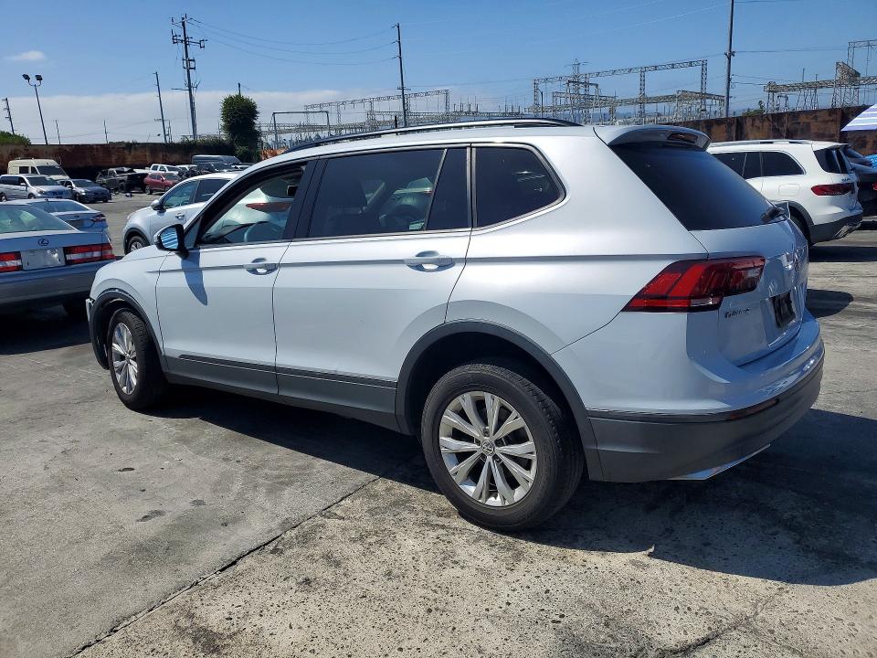Продажа на аукционе авто 2018 Volkswagen Tiguan, vin: 3VV1B7AXXJM082161, номер лота: 66740616