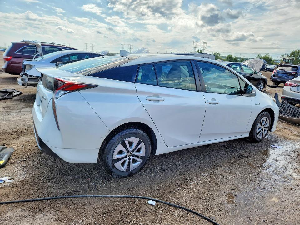 68694496 :رقم المزاد ، JTDKBRFU8J3062571 vin ، 2018 Toyota Prius مزاد بيع