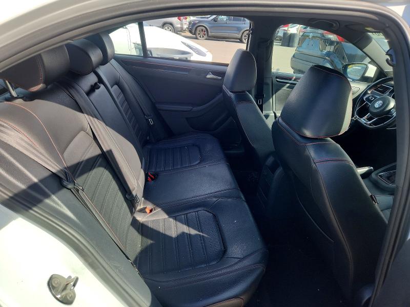 70143366 :رقم المزاد ، 3VW4T7AJ8HM345128 vin ، 2017 Volkswagen Jetta مزاد بيع