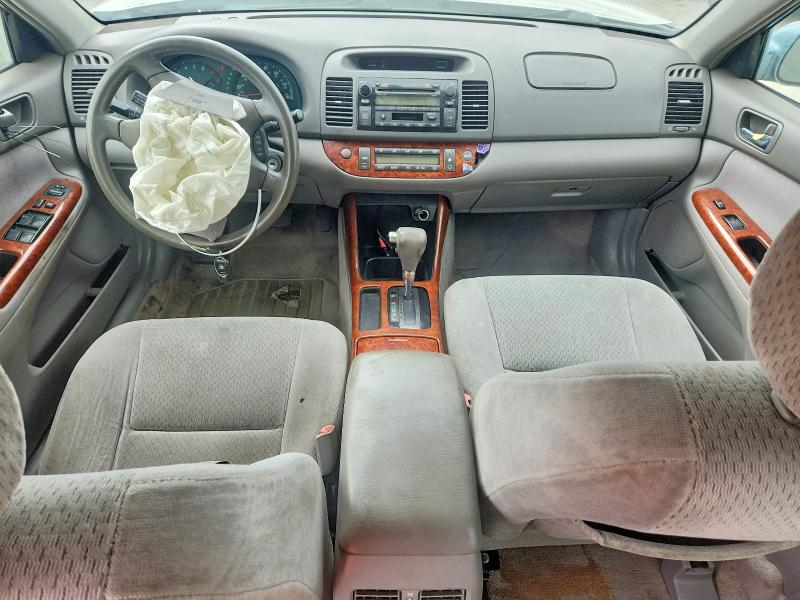 69567936 :رقم المزاد ، 4T1BE32K64U375833 vin ، 2004 Toyota Camry مزاد بيع