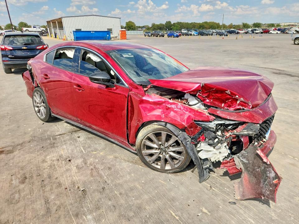 2019 Mazda 3 მანქანა იყიდება აუქციონზე, vin: JM1BPACM2K1101739, აუქციონის ნომერი: 66532306