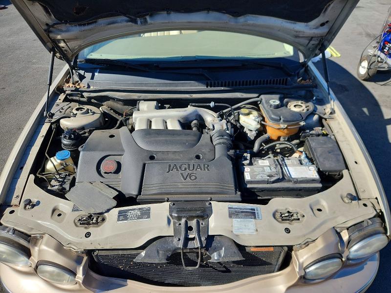 2002 Jaguar X-type მანქანა იყიდება აუქციონზე, vin: SAJEA51D82XC62493, აუქციონის ნომერი: 68043876