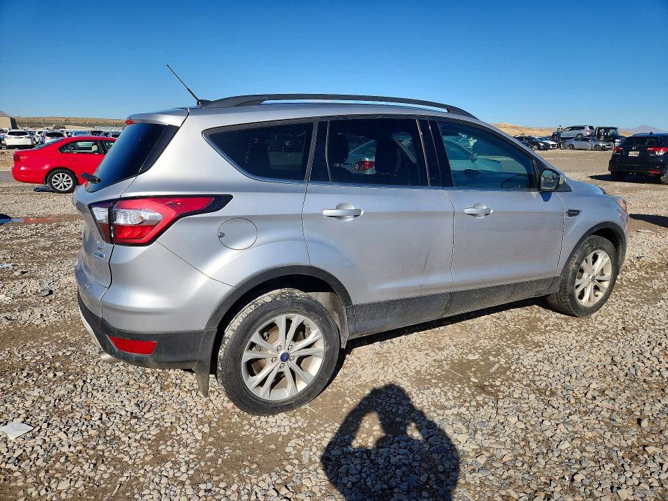 Продаж на аукціоні авто 2018 Ford Escape, vin: 1FMCU9GD6JUC12468, номер лоту: 70917516