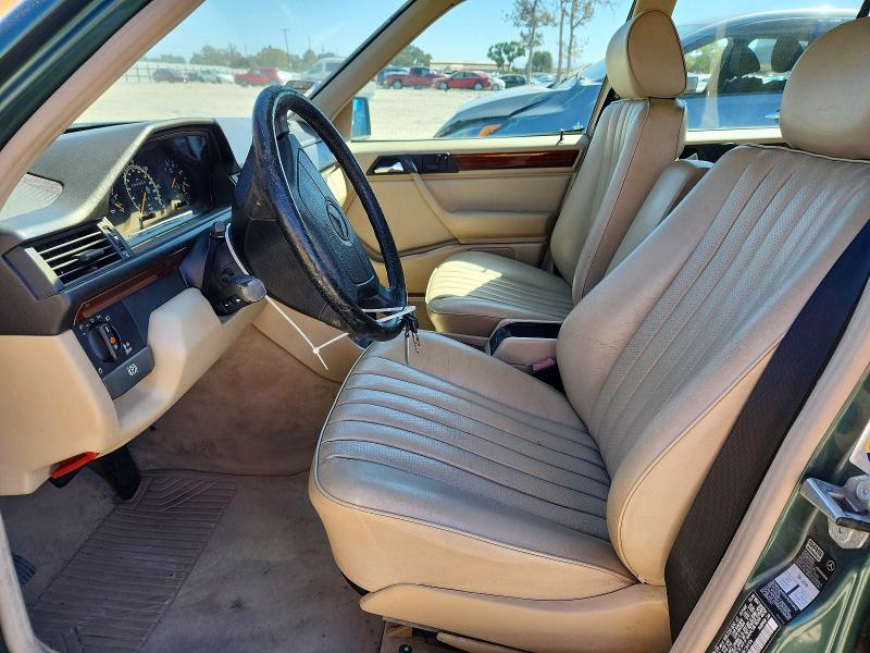 Продажа на аукционе авто 1995 Mercedes-benz E, vin: WDBEB31E0SC268106, номер лота: 69001716